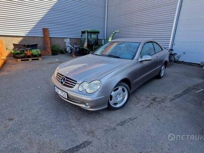 Begagnad Mercedes CLK200 Avantgarde 164 HK (120 kW) 2004 Silver Sportkupé