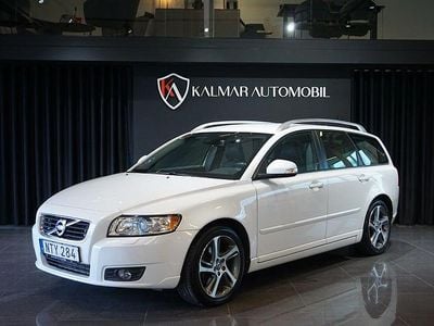 Begagnad Volvo V50 Momentum 150 HK (110 kW) 2012 Vit Kombi