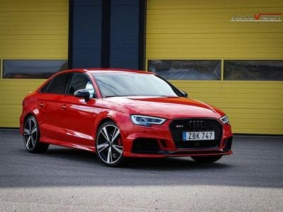 Röd Begagnad 2017 Audi RS3 Comfort Sedan | 439 900 kr (Marknadspris)