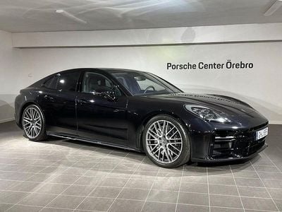 Begagnad Porsche Panamera Turbo 680 HK (500 kW) 2024 Jet black metallic Sedan