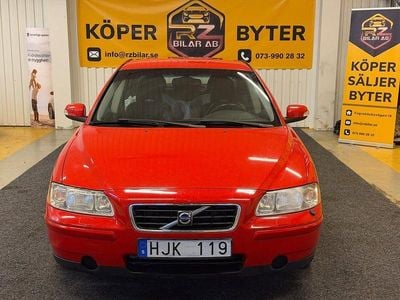 Begagnad Volvo S60 Kinetic 140 HK (102 kW) 2007 Röd Sedan