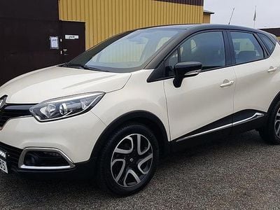 Flerfärgad Begagnad 2014 Renault Captur Dynamique SUV | 115 000 kr (Dyr)