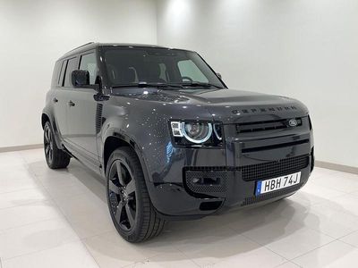 Grå Begagnad 2023 Land Rover Defender SE Dynamic SUV | 1 150 000 kr