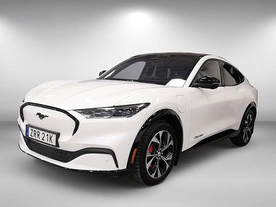 Star white platinum Begagnad 2021 Ford Mustang Mach-E SUV | 385 000 kr (Lite dyr)