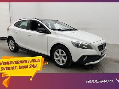 Begagnad Volvo V40 Momentum 120 HK (88 kW) 2015 Vit Halvkombi
