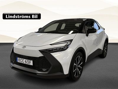 Vit Begagnad 2025 Toyota C-HR SUV | 339 900 kr