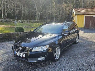 Svart Begagnad 2015 Volvo V70 Kombi | 165 000 kr (Lite dyr)