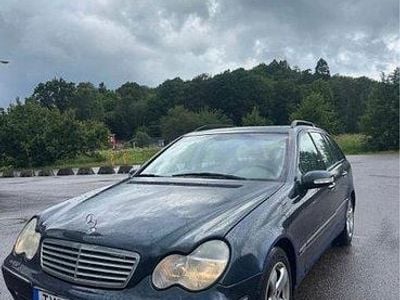 Mercedes C200