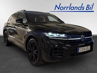 Grenadilla black metallic Begagnad 2024 VW Touareg R SUV | 779 000 kr (Dyr)