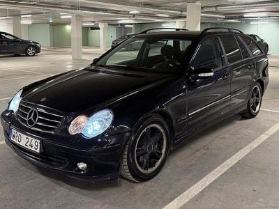 Svart Begagnad 2005 Mercedes C180 Classic | 16 500 kr (Superpris)