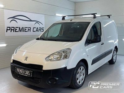Vit Begagnad 2012 Peugeot Partner Minibuss | 62 900 kr (Dyr)