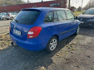 begagnad Skoda Fabia Kombi 1.6 TipTronic Euro 4