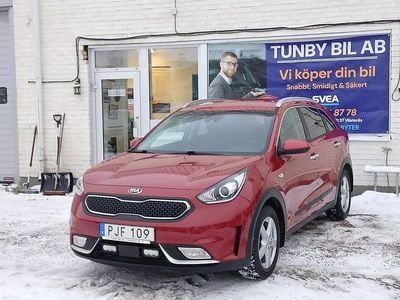 Begagnad Kia Niro Advance 141 HK (103 kW) 2017 Röd SUV