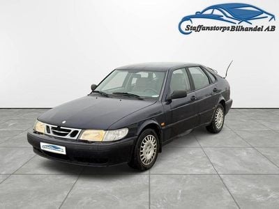 Begagnad Saab 9-3 131 HK (96 kW) 2000 Mörkblå Halvkombi