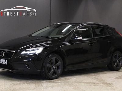 Begagnad Volvo V40 CC 152 HK (111 kW) 2019 Svart Kombi
