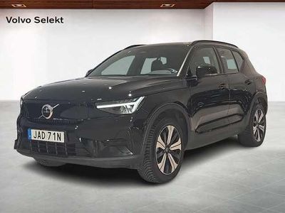 Begagnad Volvo XC40 Core 175 kW (238 HK) 2023 Svart SUV
