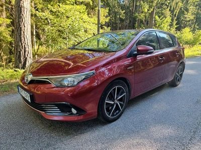 Toyota Auris Hybrid