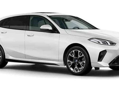 Vit Ny 2026 BMW 120 Halvkombi | 461 000 kr