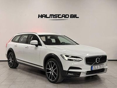 Begagnad Volvo V90 CC Inscription 190 HK (139 kW) 2017 Vit Kombi