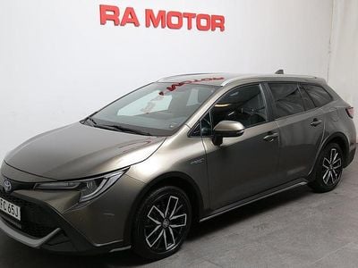 Grön Begagnad 2021 Toyota Corolla Kombi | 248 800 kr (Marknadspris)