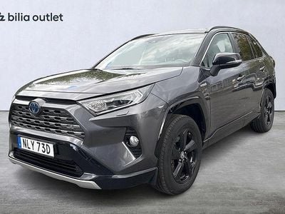 Grå Begagnad 2019 Toyota RAV4 Hybrid Style SUV | 269 900 kr (Bra pris)