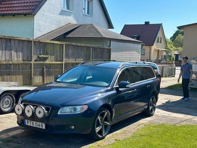 begagnad Volvo V70 D5 AWD Geartronic Momentum Euro 5