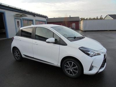 Vit Begagnad 2019 Toyota Yaris Active Halvkombi | 145 000 kr (Marknadspris)