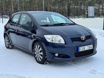 Blå Begagnad 2009 Toyota Auris Halvkombi | 49 900 kr (Marknadspris)
