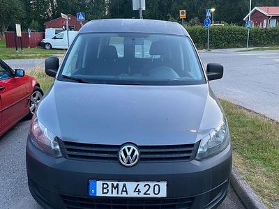 Begagnad 2015 VW Caddy Minibuss | 56 900 kr (Lite dyr)