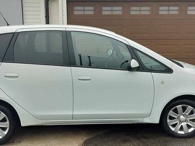 begagnad Mitsubishi Colt 5-dörrar 1.3 MPI Euro 5, ny servad