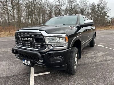 begagnad RAM 2500 Limited Mega Cab 6,7 Cummins