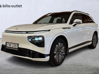 Vit Begagnad 2023 XPENG G9 SUV | 559 800 kr (Marknadspris)