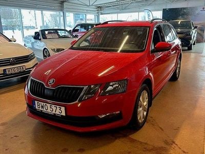 Begagnad Skoda Octavia Ambition 150 HK (110 kW) 2019 Röd Kombi