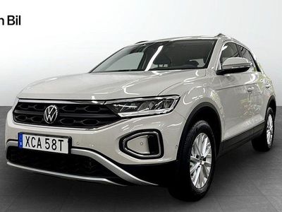 Grå Begagnad 2022 VW T-Roc Life SUV | 269 500 kr (Marknadspris)