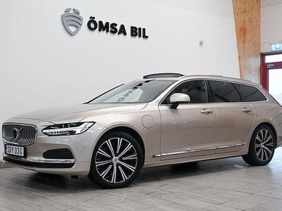 Begagnad Volvo V90 Ultimate 455 HK (334 kW) 2022 Ljusgrå (bright dusk) Kombi