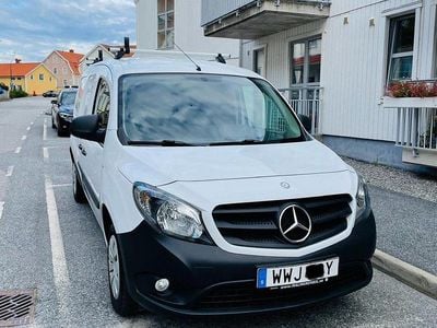 Mercedes Citan 109