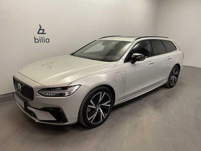 Vit Begagnad 2022 Volvo V90 R-Design Kombi | 469 500 kr (Marknadspris)