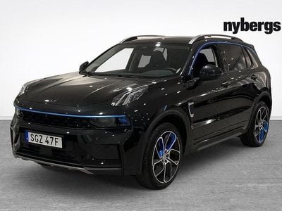 Begagnad Lynk & Co 01 264 HK (194 kW) 2022 Svart SUV