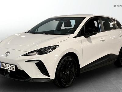 Vit (white) Begagnad 2023 MG MG4 EV Halvkombi | 224 900 kr (Bra pris)