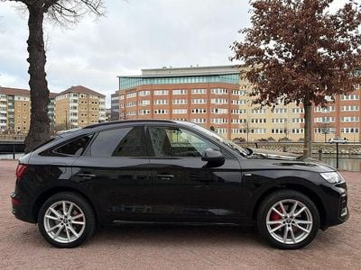 Svart Begagnad 2022 Audi Q5 Sportback S-Line SUV | 439 900 kr (Marknadspris)