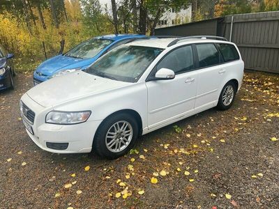 begagnad Volvo V50 1.6 D Momentum (repobjekt) byte/avbet 0% ränta