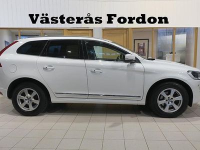 Vit Begagnad 2016 Volvo XC60 Summum SUV | 229 900 kr (Marknadspris)