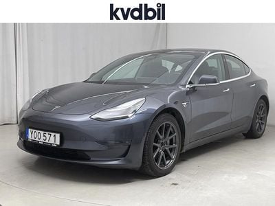 Begagnad Tesla Model 3 Long Range AWD 366 kW (498 HK) 2019 Grå Sedan