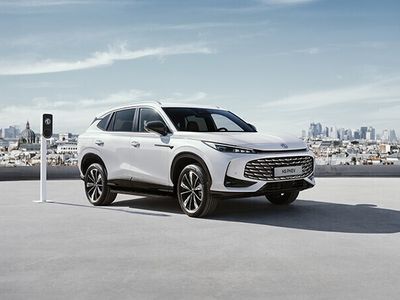 Begagnad MG HS 2024 SUV