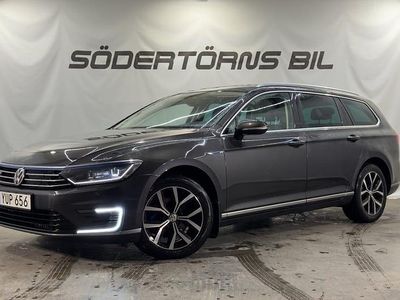 Grå Begagnad 2018 VW Passat GTE Kombi | 189 900 kr (Bra pris)