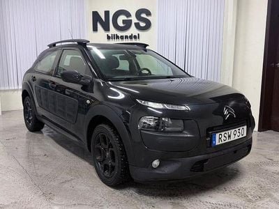 Begagnad Citroën C4 Cactus PureTech 82 HK (60 kW) 2015 Svart Halvkombi