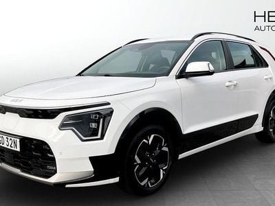 Vit (white) Begagnad 2022 Kia e-Niro SUV | 319 900 kr (Marknadspris)