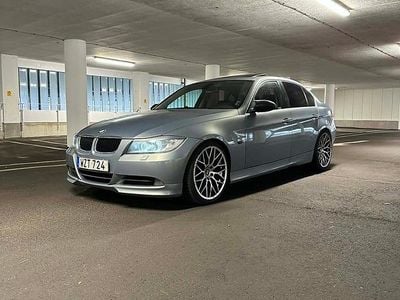 Begagnad BMW 330 258 HK (189 kW) 2006 Sedan