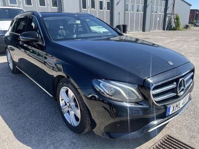 Mercedes E220