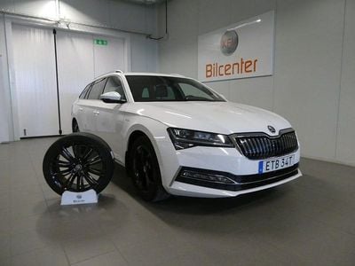 Vit Begagnad 2021 Skoda Superb LAURIN & KLEMENT Kombi | 287 900 kr (Bra pris)